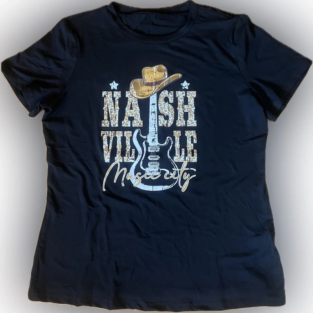 Nashville tee. Size medium